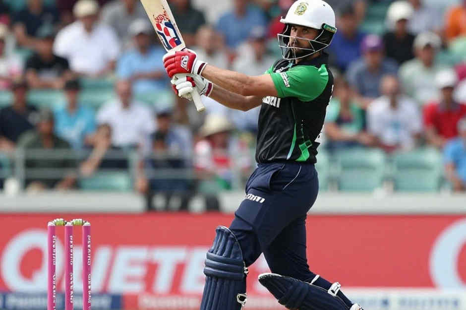 Australia's Selection Squeeze: Renshaw's 190, Inglis's Finger, and Green's Abs
